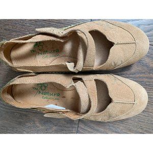 NEW Padders marry Jane Suede Shoes Size 6 the natura collection *READ*